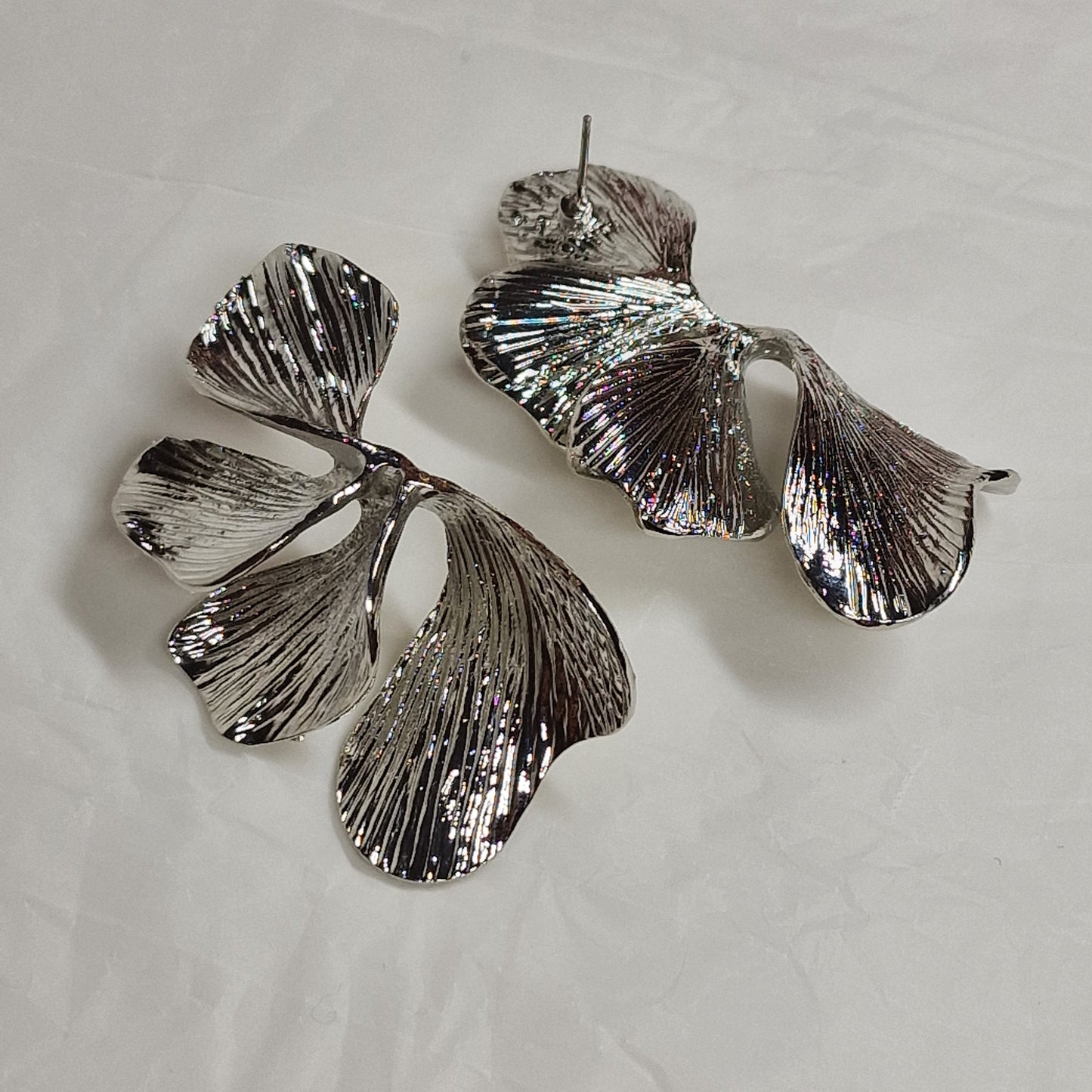 Oversized Silver Floral Statement Earrings – Sculptural Metal Flower Earrings, Bold Fashion Jewelry, Designer Style Earrings