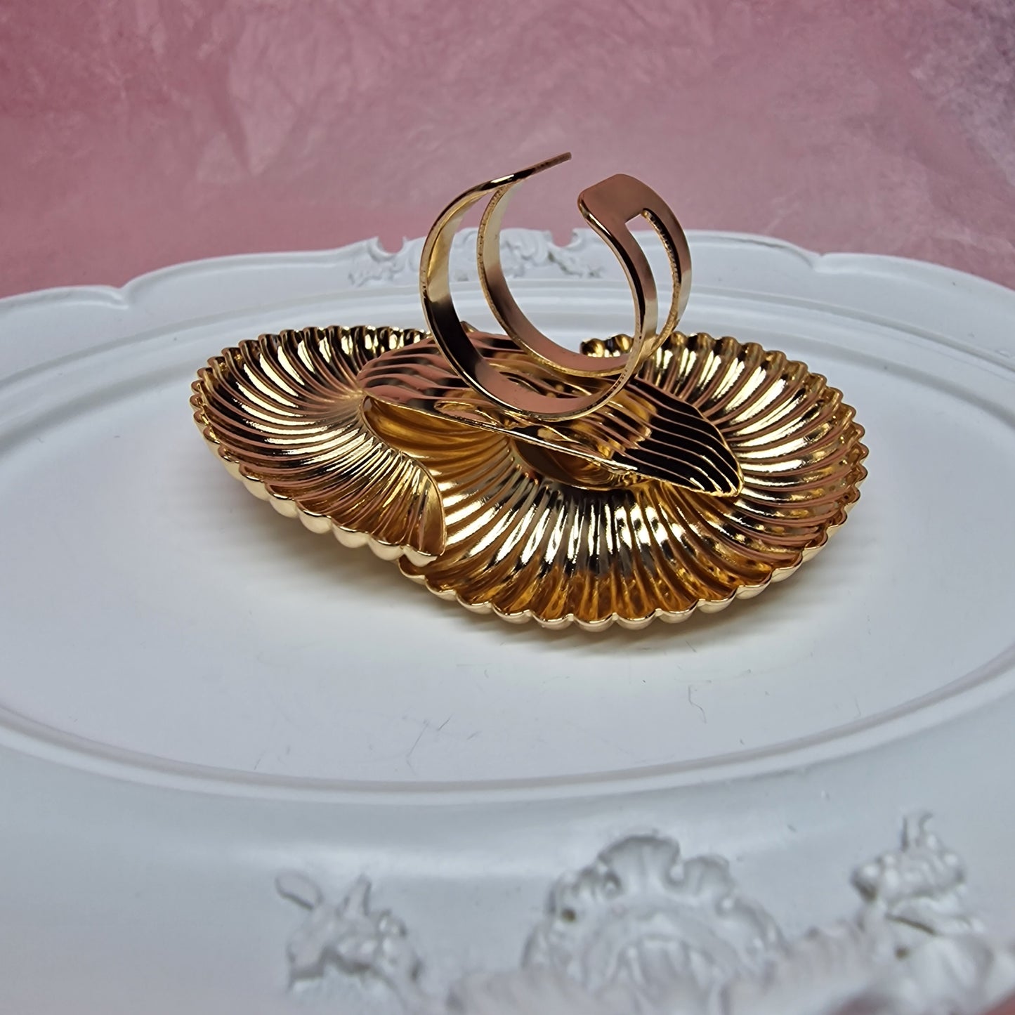 Gold Spiral Statement Ring, Sculptural Chunky Gold Ring, Vintage Inspired Cocktail Ring, Bold Luxury Ring for Women