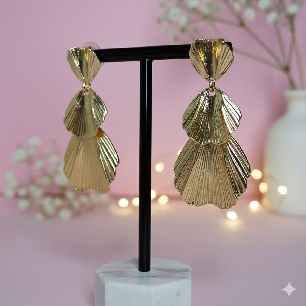 Gold Shell Drop Earrings Statement Fan Earrings Textured Gold Earrings Elegant Short Dangle Modern Luxury Jewelry Gift for Her