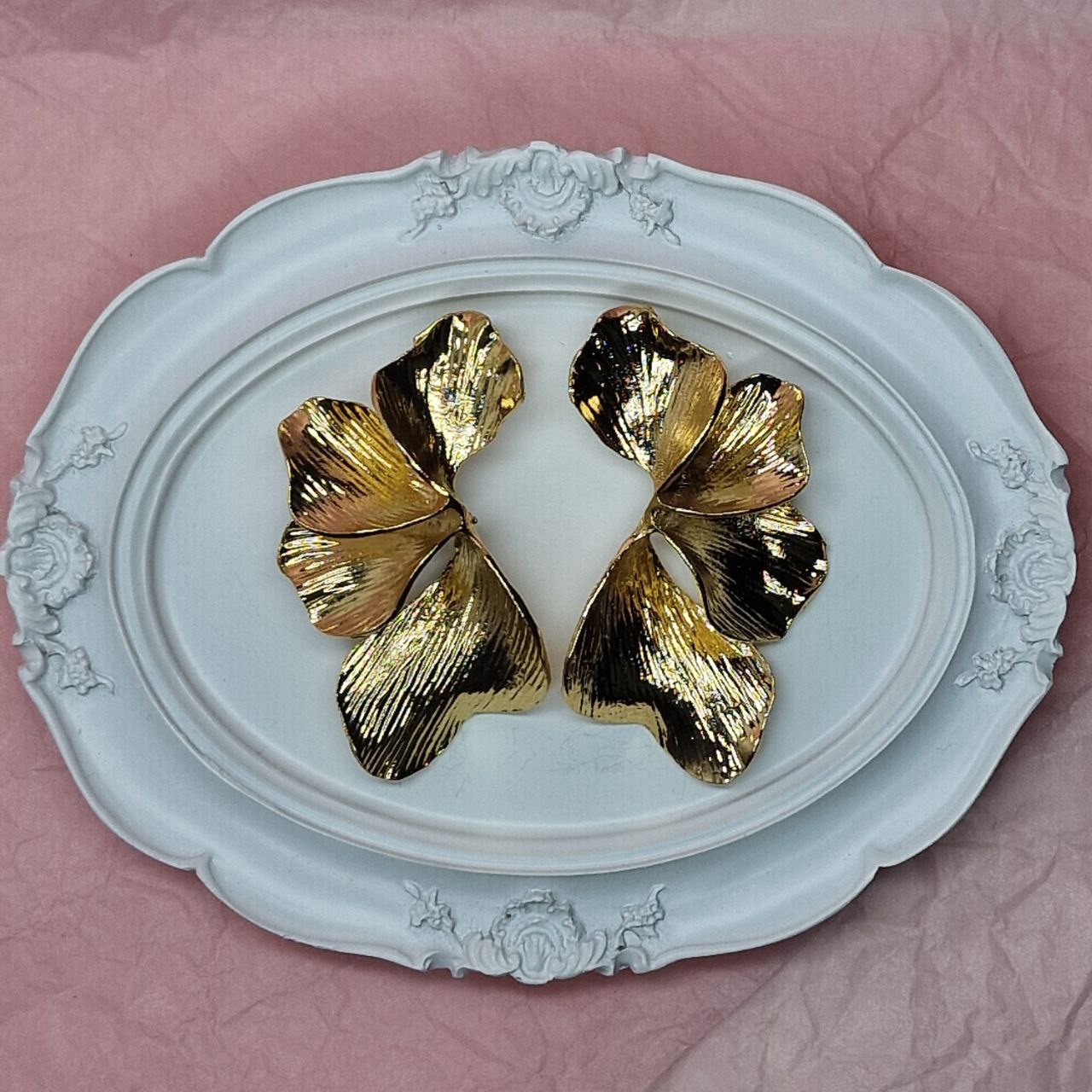 Gold Flower Statement Earrings – Large Botanical Drop Earrings