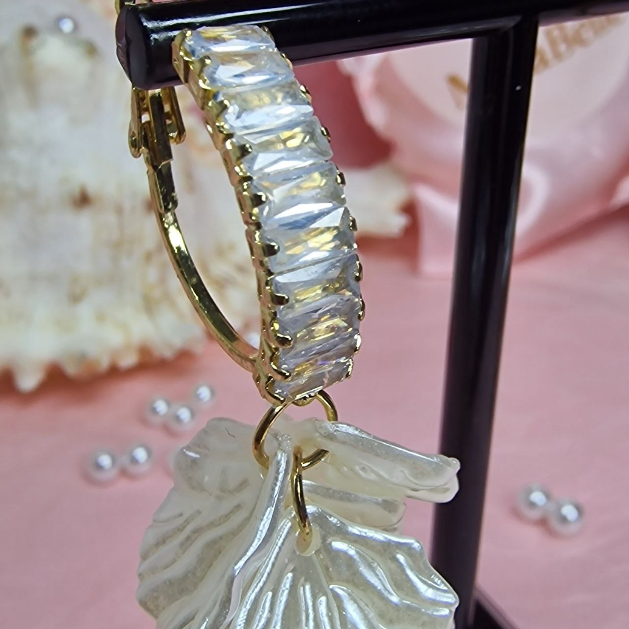 Pearl Cluster Leaf Earrings, Bridal Pearl Earrings, Romanticcore Wedding Earrings, Gold Hoop Statement Earrings, Bride Gift