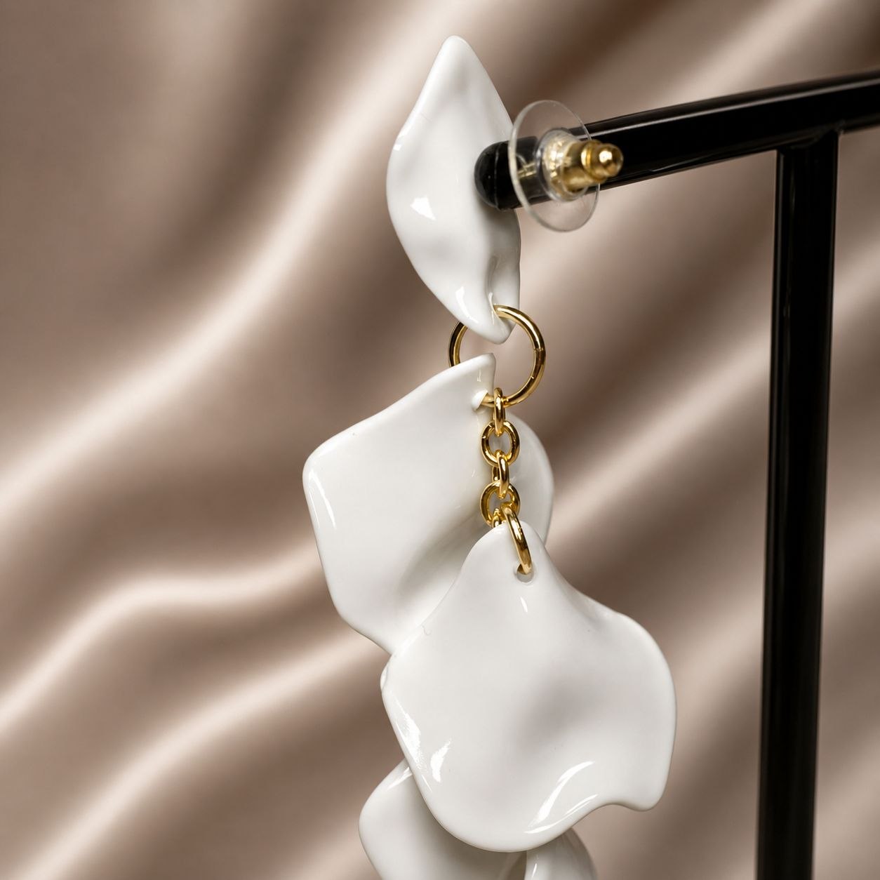 White Floral Bridal Statement Earrings – Wedding Drop Earrings