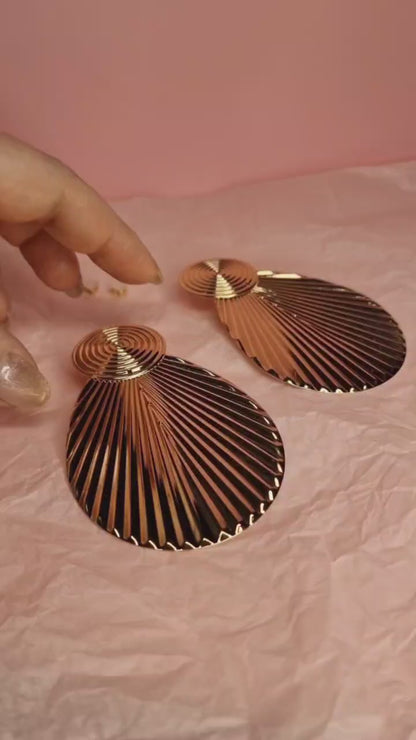 Gold Shell Statement Earrings – Large Sculptural Drop Earrings Bold Luxury Resort Glam Jewelry Gift